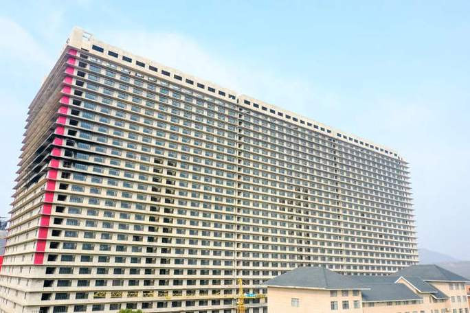 Khách sạn khổng lồ ở Trung Quốc chỉ để nuôi lợn
